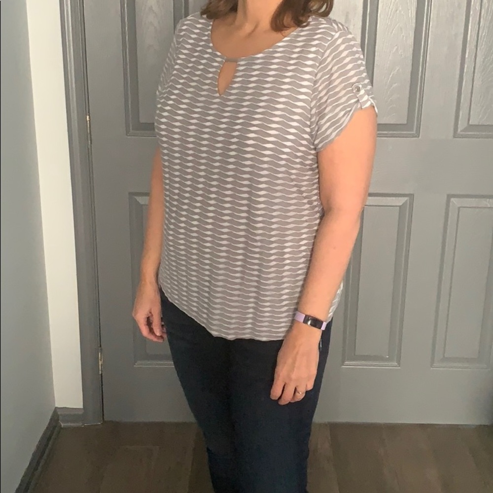 Dana Buchman Short Sleeve Blouse
